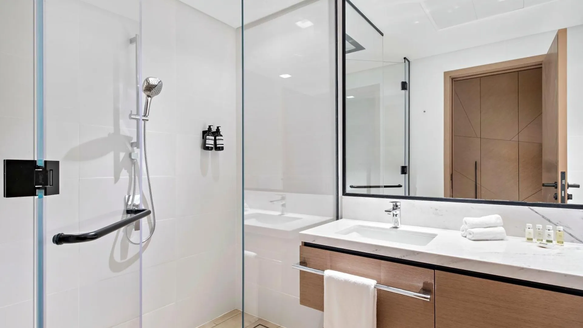 Amazing 2Br With A Lagoon View In Creek Harbour Dubai 0*,